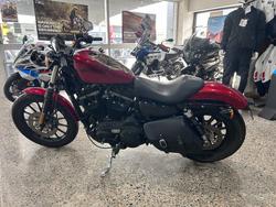 2011 Harley-Davidson XL883 IRON 883 RED