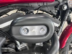 2011 Harley-Davidson XL883 IRON 883 RED