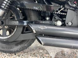 2011 Harley-Davidson XL883 IRON 883 RED