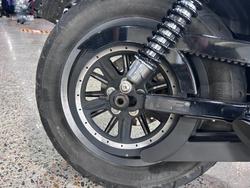 2011 Harley-Davidson XL883 IRON 883 RED