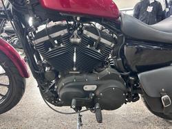 2011 Harley-Davidson XL883 IRON 883 RED