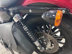 2011 Harley-Davidson XL883 IRON 883 RED