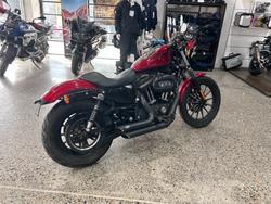 2011 Harley-Davidson XL883 IRON 883 RED