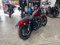 2011 Harley-Davidson XL883 IRON 883 RED