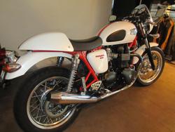 2010 Triumph Thruxton 900 Thruxton Red