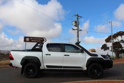 2020 Toyota
Hilux Rugged X