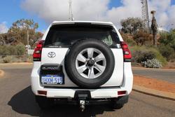 2023 Toyota
Landcruiser Prado GX