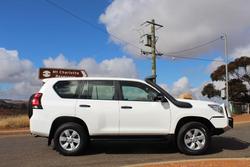 2023 Toyota
Landcruiser Prado GX