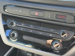 2019 Kia
Carnival S