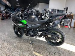 2023 Kawasaki NINJA 400 Black