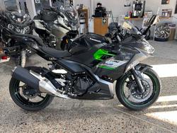Kawasaki Ninja 400
