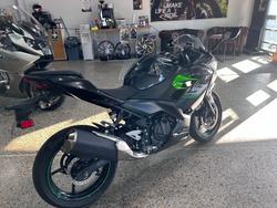 2023 Kawasaki NINJA 400 Black