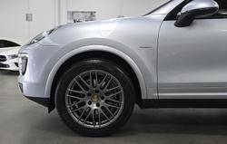 2017 Porsche Cayenne Diesel Platinum Edition 92A MY17 4X4 On Demand Rhodium Silver