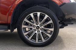 2022 Ford
Everest Platinum