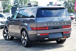 2025 Hyundai
Santa Fe Hybrid