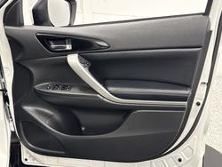 2022 Mitsubishi
Eclipse Cross Aspire