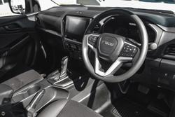 2024 Isuzu D-MAX SX High Ride MY24 4x2 Mineral White