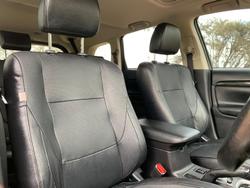 2016 Mitsubishi
                Outlander Exceed