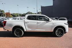 2025 Mazda
BT-50 XT
