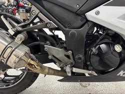 2017 Kawasaki NINJA 300 ABS White