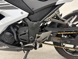 2017 Kawasaki NINJA 300 ABS White