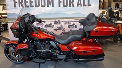 2025 Harley-davidson FLHXU STREET GLIDE ULTRA (117) WHISKEY FIRE / BLACK