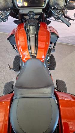 2025 Harley-davidson FLHXU STREET GLIDE ULTRA (117) WHISKEY FIRE / BLACK