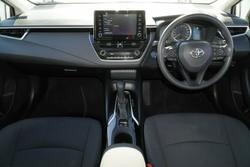 2022 Toyota
Corolla Ascent Sport Hybrid