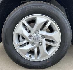 2025 Hyundai Venue QX.V5 MY26 Shimmering Silver