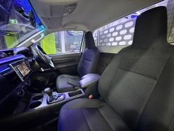 2018 Toyota
Hilux SR