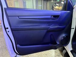 2018 Toyota
Hilux SR