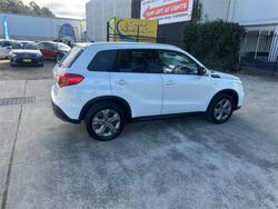 2017 SUZUKI
                VITARA RT-S