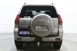 2021 Toyota
Landcruiser Prado GXL