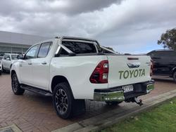 2021 Toyota
Hilux SR5