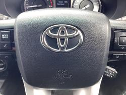 2021 Toyota
Hilux SR5