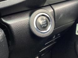 2021 Toyota
Hilux SR5