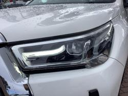2021 Toyota
Hilux SR5
