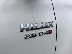 2021 Toyota
Hilux SR5