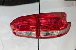 2025 LDV
G10
