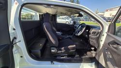 2025 Isuzu
D-MAX SX
