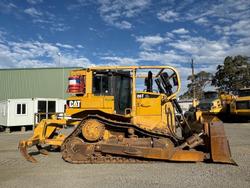 Caterpillar D6T XL