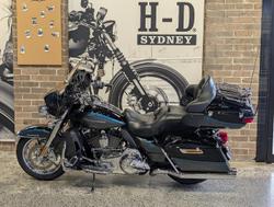 2014 Harley-Davidson CVO Limited 110 (FLHTKSE) CVO