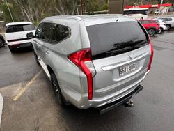 2017 Mitsubishi
                Pajero Sport Exceed