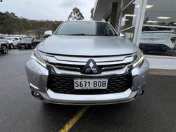 2017 Mitsubishi
Pajero Sport Exceed