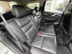 2017 Mitsubishi
Pajero Sport Exceed