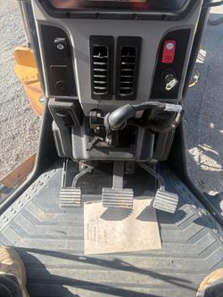 2022 Caterpillar 140 Yellow