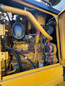 2022 Caterpillar 140 Yellow