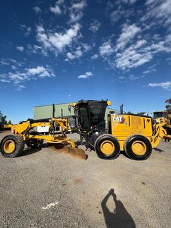 2022 Caterpillar 140 Yellow