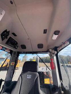 2022 Caterpillar 140 Yellow