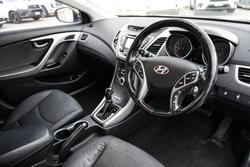 2014 Hyundai
Elantra Trophy